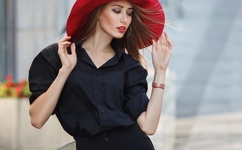 摁着萝莉疯狂输出视频